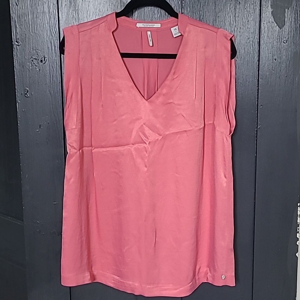 Scotch and Soda pleated sleeveless silk blouse
